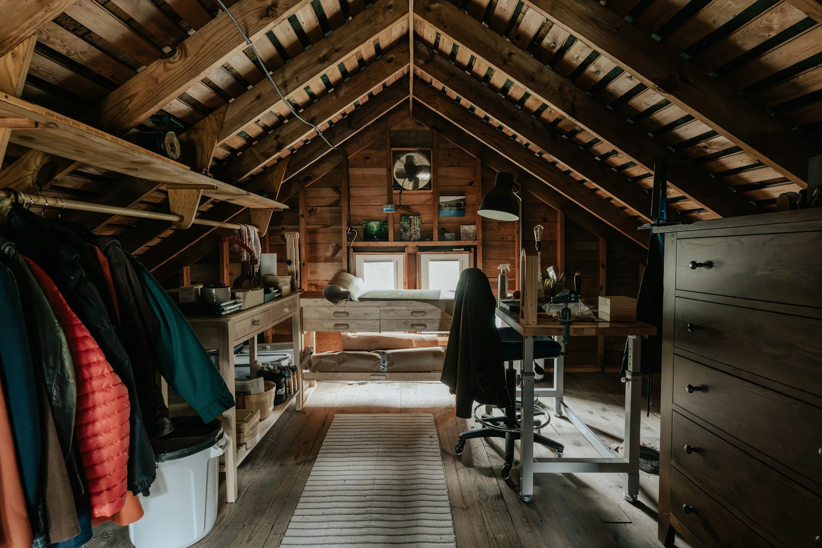 屋根裏